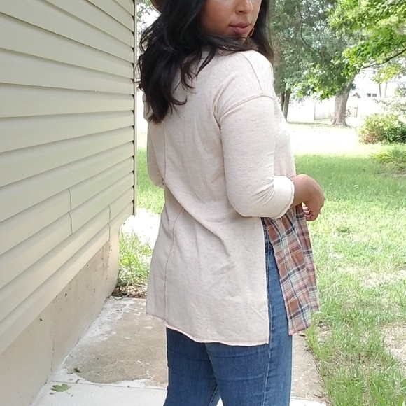 MIX & MINGLE TAN PLAID SHIRT TOP - Picture 3 of 5